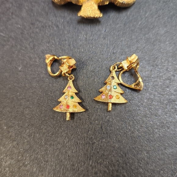 Christmas Tree Earrings and Brooch Set - Picture 3 of 4
